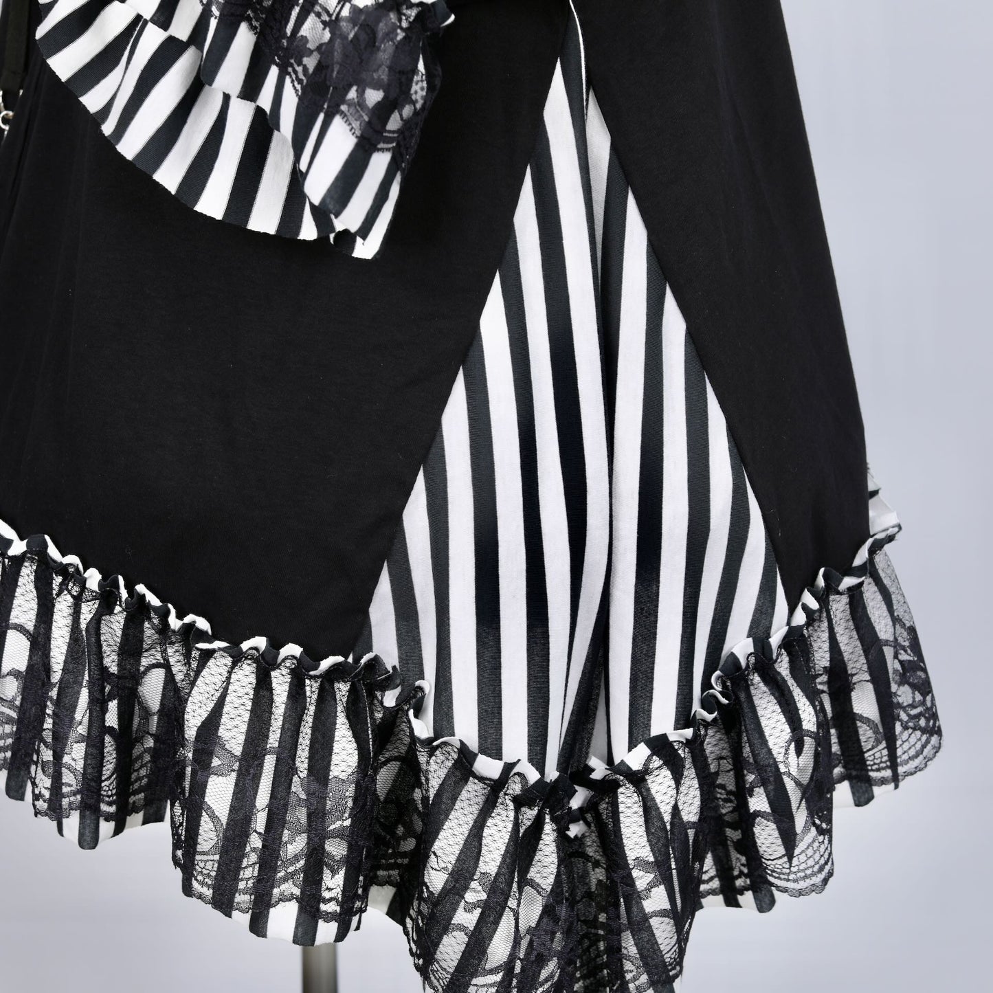 H&A露肩夏季版猫耳礼服大衣(黑白条纹)