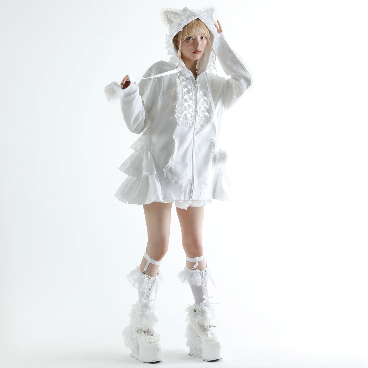 NEQ 迷你 PON PON 连衣裙派克大衣(白色)