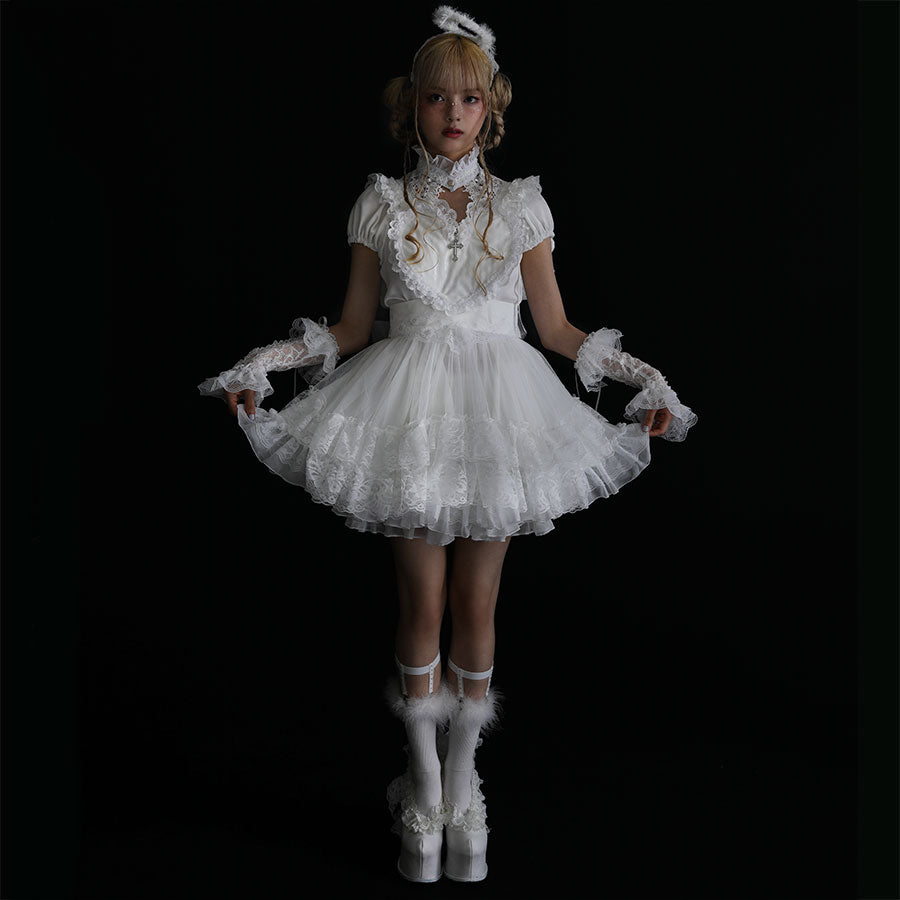 NEQ HEART WING APRON (WHITE)