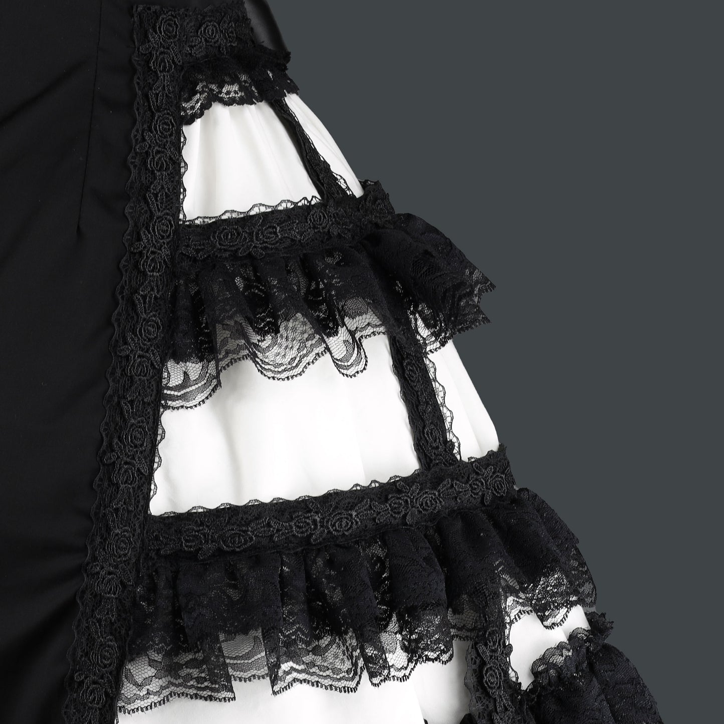 MINI COLLAR SIDE CAGE ONE PIECE (BLACK x WHITE)
