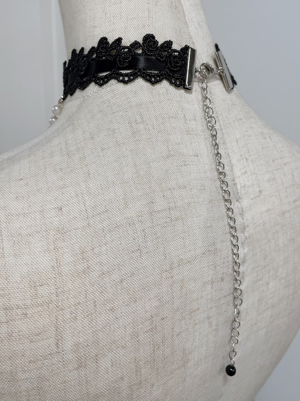 皇冠珍珠螺丝(黑色)