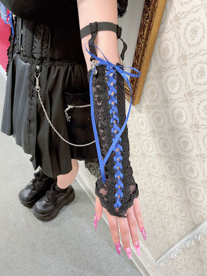 LACE-UP BONDAGE FINGERLESS GLOVES (BLACK × BLUE)