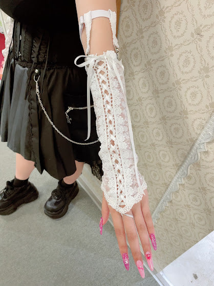 LACE-UP BONDAGE FINGERLESS GLOVES (WHITE)