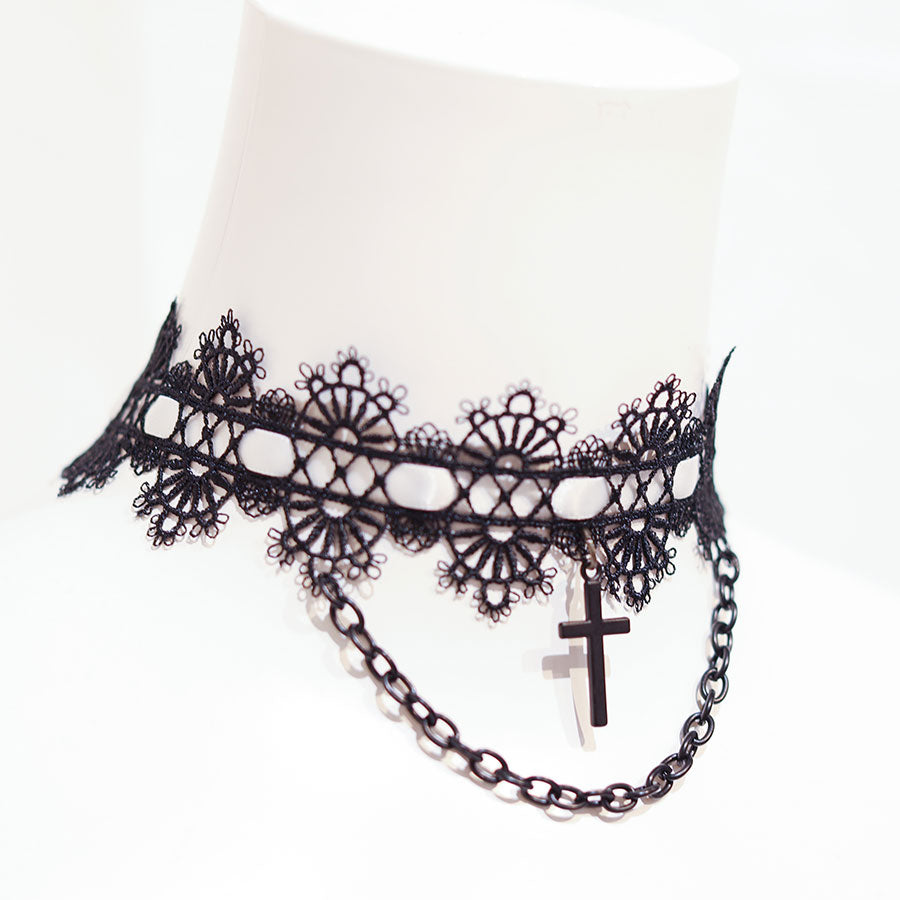 连锁和十字架(白色X黑色)