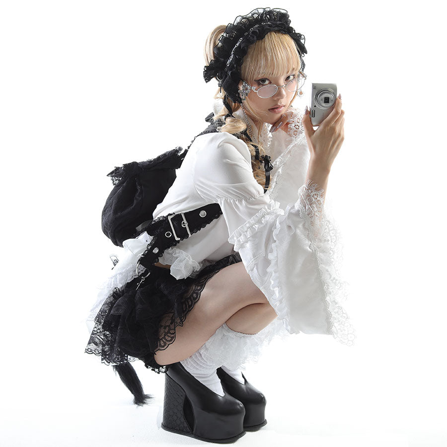 迷你猫咪铆钉背带包（黑色）