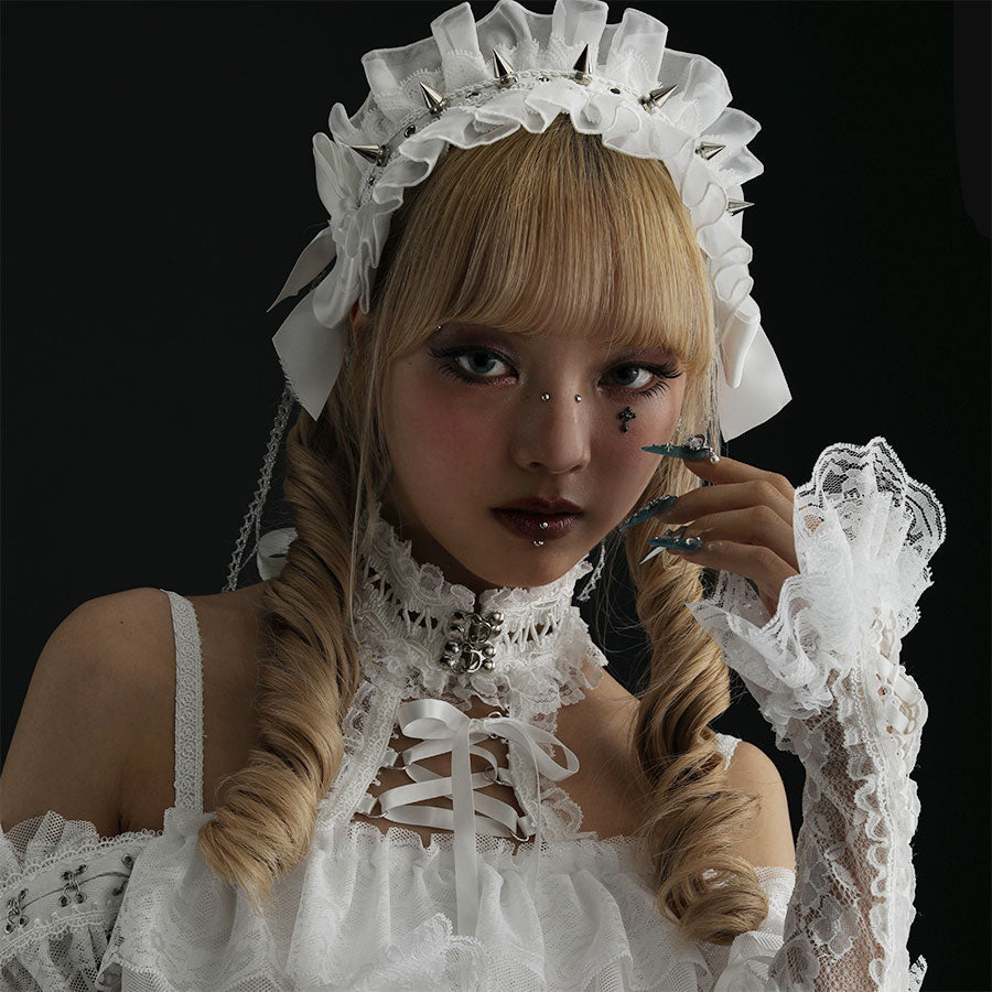 尖头铆钉连衣裙（白色）