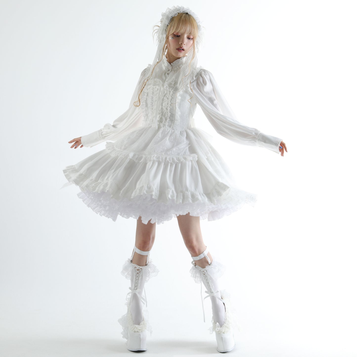 MINI LACE UP BUSTIER JUMPER SKIRT (WHITE)