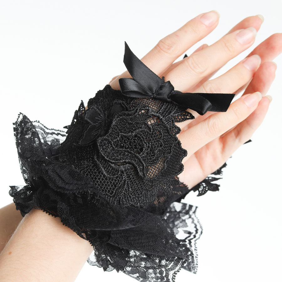 ROSE EMBROIDERY HAND VEIL (BLACK)