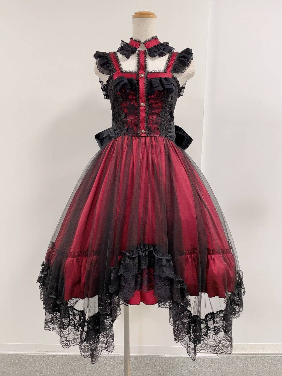 CHEST CROSS CHOKER DRESS(BLACK × RED)