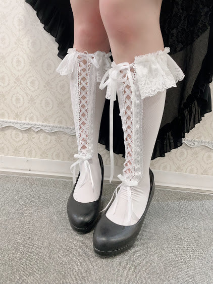 LACE-UP HIGH SOCKS (WHITE)