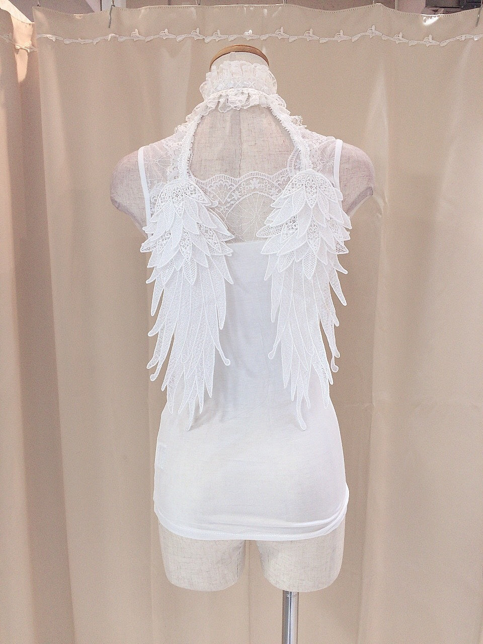 CHOKER WINGS TANK TOP (2Color select)